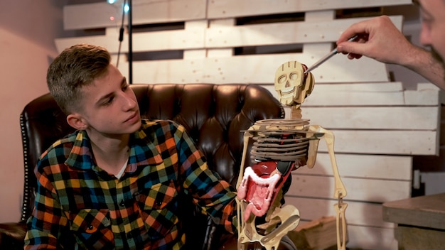 Budowa łydki klucz do zrozumienia anatomii i rozwoju mięśni