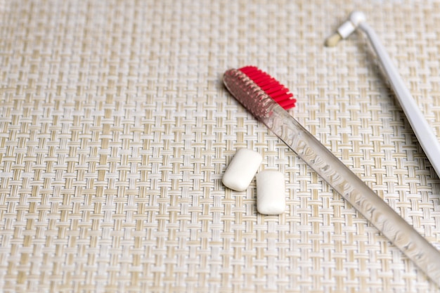 Czym zastąpić gumy oporowe podczas domowych treningów?