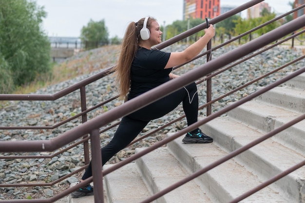 Jak ćwiczyć na stepperze z linkami żeby poprawić kondycję?