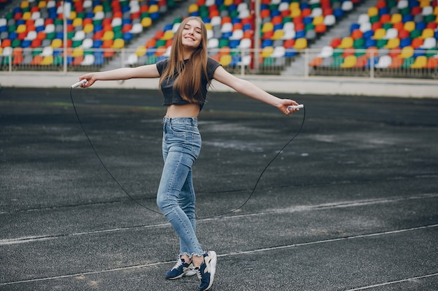 Jak szybko skakać na skakance i uniknąć najczęstszych błędów?