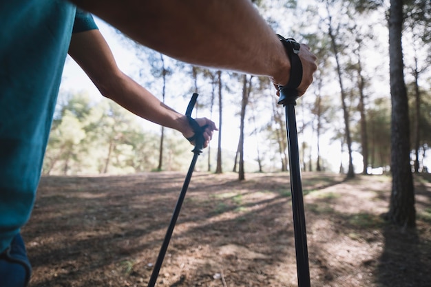 Jak wybrać dobre kijki do nordic walking?
