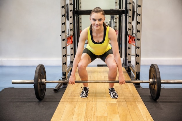 Jak wybrać odpowiednią sztangę do body pump w domowym treningu?