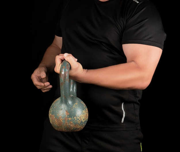 Trening kettlebells zdobądź siłę i sprawność w codziennych aktywnościach