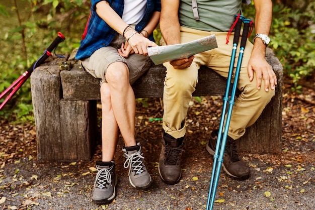 Jak dobrać kije trekkingowe do wzrostu?