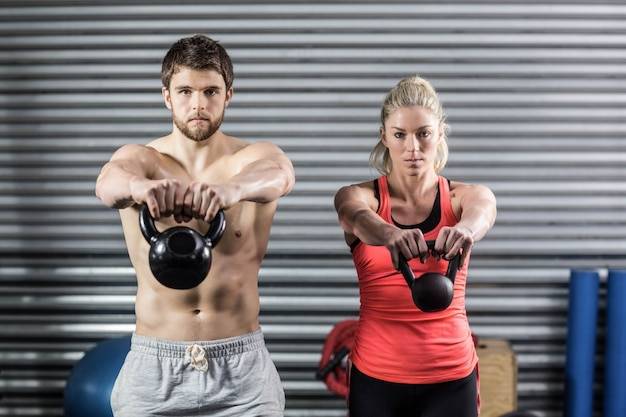 Co pić po treningu siłowym żeby szybciej się zregenerować?