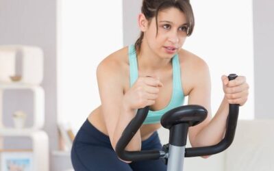 Jak trenować na rowerze stacjonarnym żeby schudnąć?