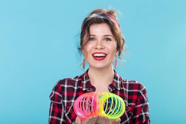 Jakie gumy oporowe wybrać do ćwiczeń w domu?