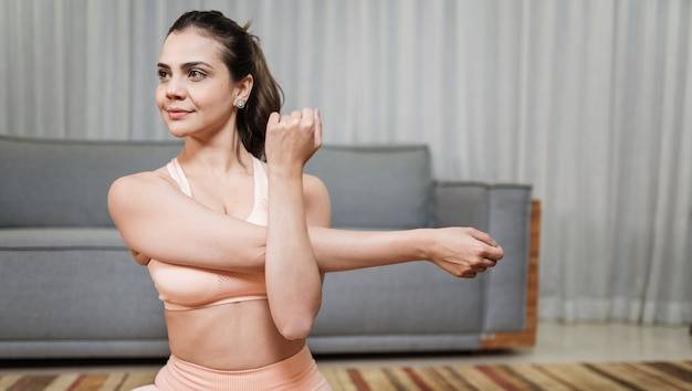 Jak schudnąć z rąk ćwiczenia pomagające wysmuklić sylwetkę